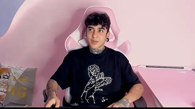 Snapshot of MarkOlsenn chatting on 14, 1, 2026 MarkOlsenn online show from 14, 1, 2026