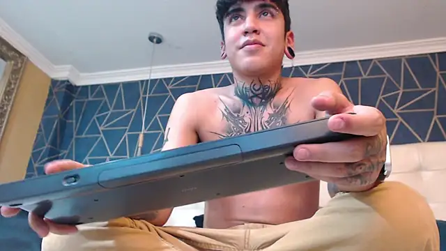 Snapshot of MarkOlsenn chatting on 17, 1, 2026 MarkOlsenn online show from 17, 1, 2026