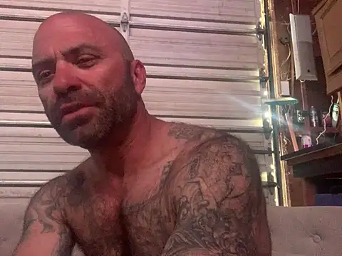 Snapshot of calimeatstick chatting on 9, 3, 2026 calimeatstick online show from 9, 3, 2026