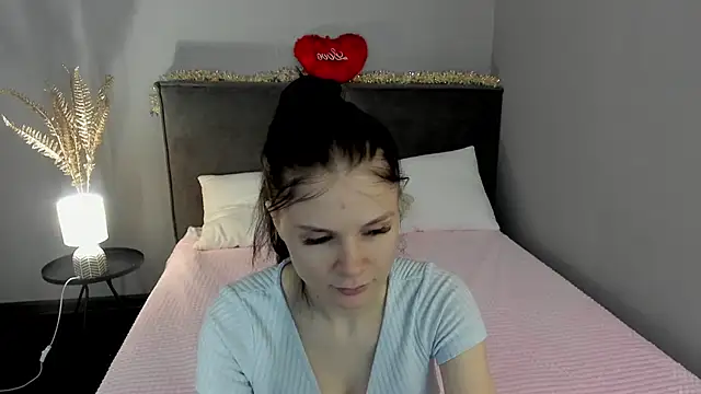 SkinyJoys online show from 21, 2, 2026