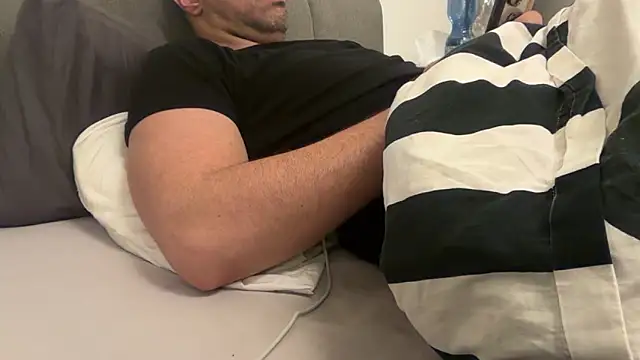 Marioteflon online show from 15, 2, 2026