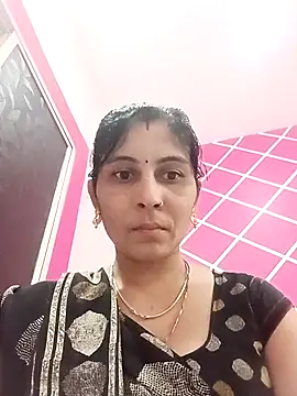 Hot ree85 online show from 26, 2, 2026