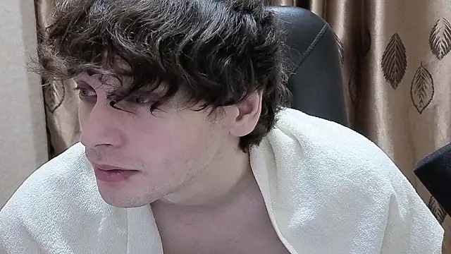 Snapshot of ShyDarko chatting on 7, 2, 2026 ShyDarko online show from 7, 2, 2026