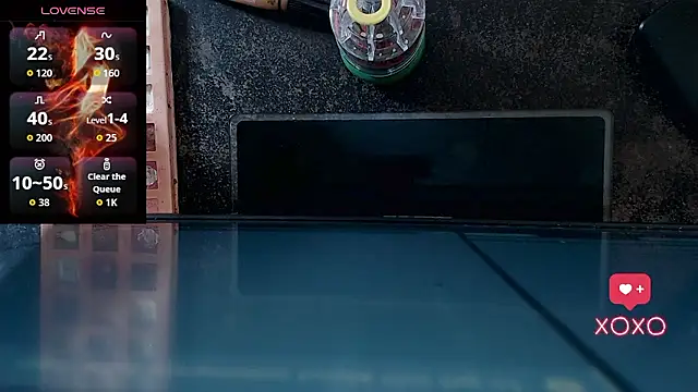 Naughty QueenXoXo online show from 8, 1, 2026