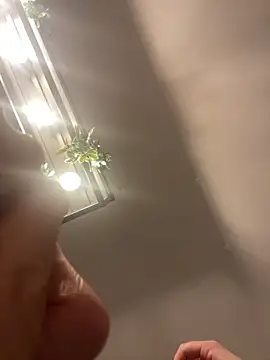 Snapshot of Bluedreams999 chatting on 7, 2, 2026 Bluedreams999 online show from 7, 2, 2026