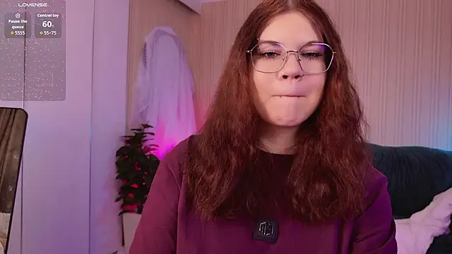 A Lot of Bunny online show from 22, 2, 2026