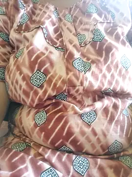 Lovelygirl05 online show from 4, 2, 2026