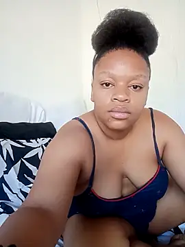 Snapshot of ThiqueAssKitty chatting on 7, 2, 2026 ThiqueAssKitty online show from 7, 2, 2026