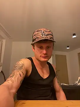 Fitlover1994 online show from 4, 2, 2026