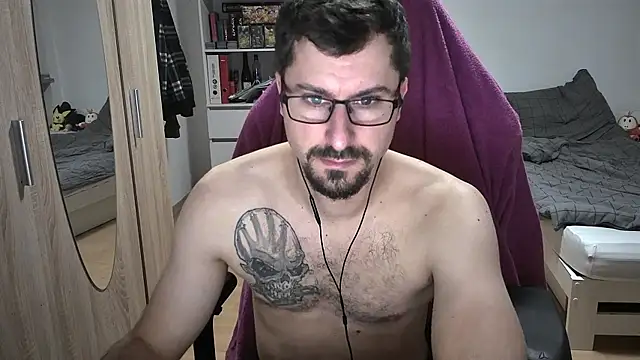 dan0987654 online show from 27, 11, 2025