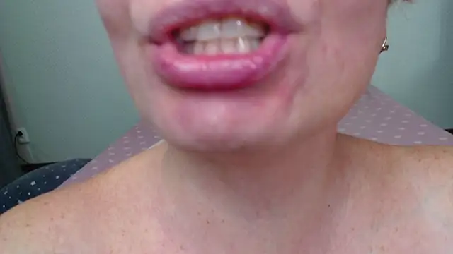 Snapshot of _Sweet_Dream_ chatting on 14, 10, 2025 Sweet Dream online show from 14, 10, 2025