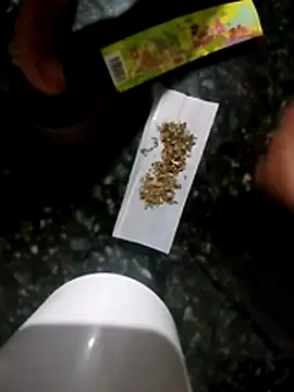 icaroAzevedo30 online show from 4, 2, 2026