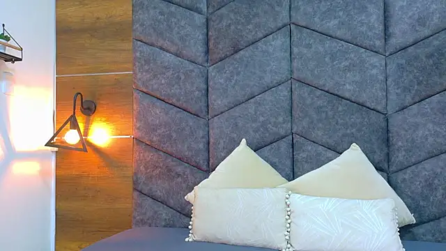 Snapshot of AmberStonne__ chatting on 13, 2, 2026 AmberStonne online show from 13, 2, 2026