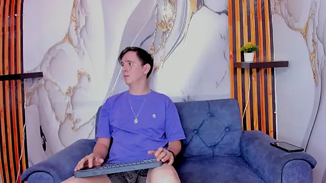 Ruby and Aaron online show from 6, 2, 2026