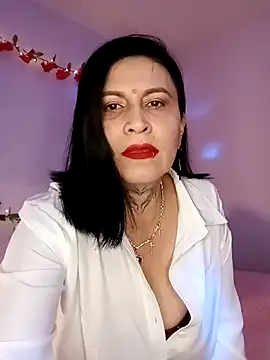 Snapshot of Casandramillf chatting on 16, 2, 2026 Casandramillf online show from 16, 2, 2026