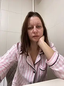 Titana999 online show from 3, 2, 2026