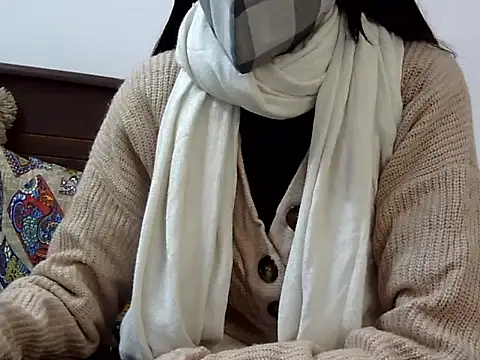 KiaraDoll002 online show from 13, 1, 2026