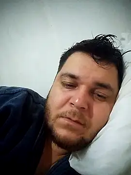 gordinhoCRZ2 online show from 2, 2, 2026