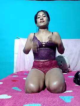 Snapshot of Saraa_xx chatting on 13, 3, 2026 Saraa xx online show from 13, 3, 2026