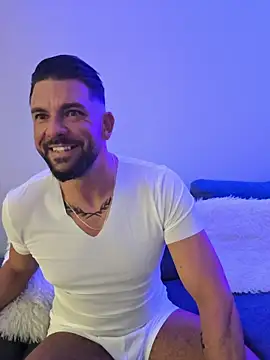 Snapshot of Angelo_33 chatting on 6, 2, 2026 Angelo 33 online show from 6, 2, 2026