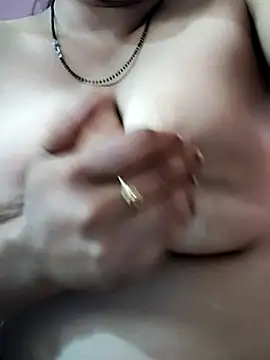 Romentic lady online show from 18, 2, 2026