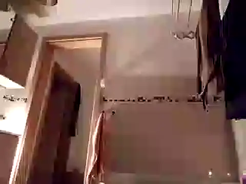 Snapshot of Erz84 chatting on 14, 2, 2025 Erz84 online show from 14, 2, 2025