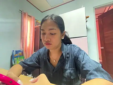 Mira Janee online show from 12, 1, 2026