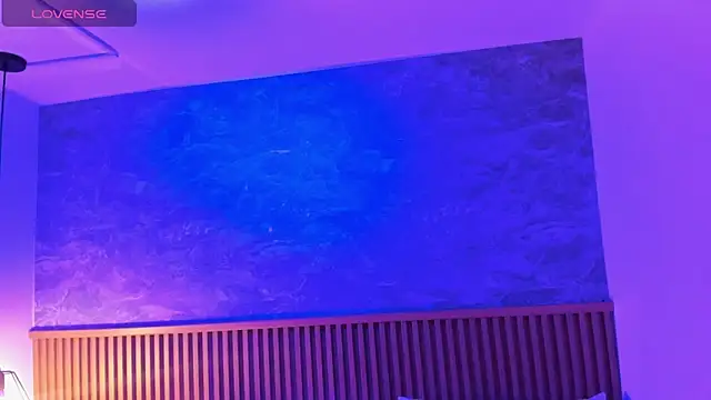 lilith stone   online show from 4, 2, 2026