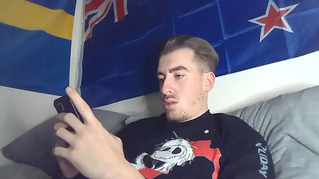 Snapshot of essexboy_2002 chatting on 14, 1, 2026 essexboy 2002 online show from 14, 1, 2026