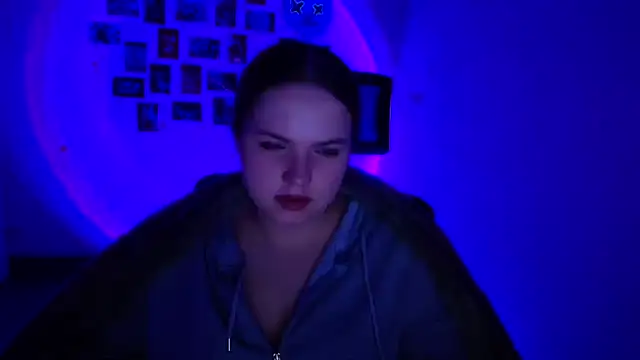 Kitty Mia Kitty online show from 23, 2, 2026