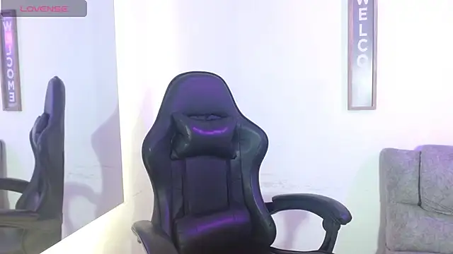 Snapshot of Angel_adrien chatting on 9, 3, 2026 Angel adrien online show from 9, 3, 2026