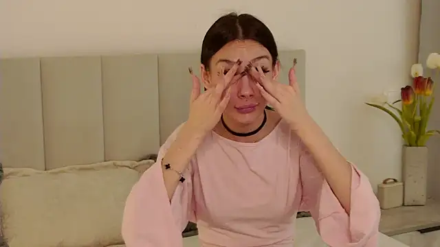 Snapshot of KatieRouge__ chatting on 11, 3, 2026 KatieRouge online show from 11, 3, 2026