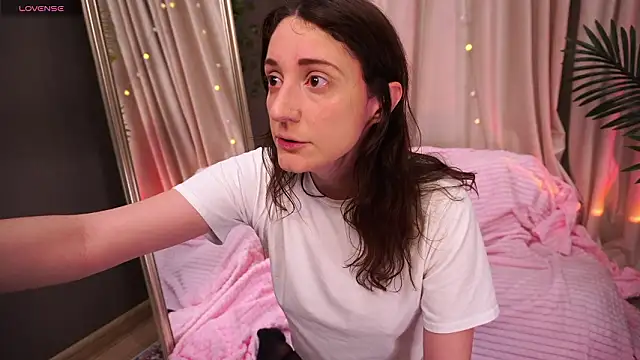 Ruby blossom  online show from 21, 3, 2026