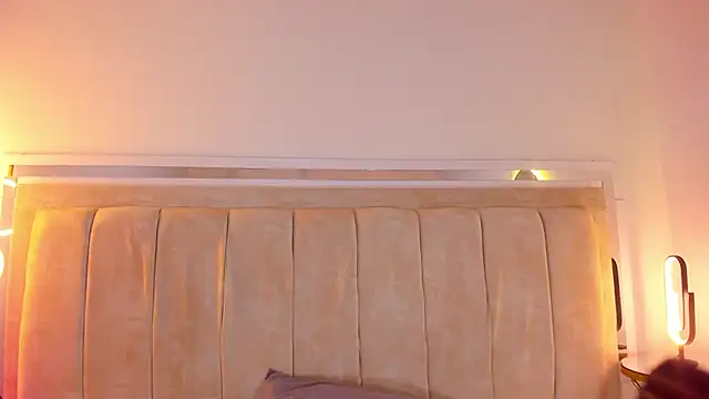 Snapshot of AliciaWhite_nt chatting on 16, 2, 2026 AliciaWhite nt online show from 16, 2, 2026