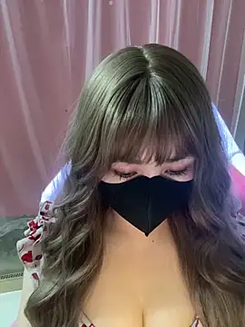 -Violet-t online show from 7, 3, 2026