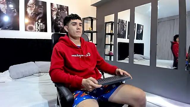 Alejo Grey online show from 19, 1, 2026