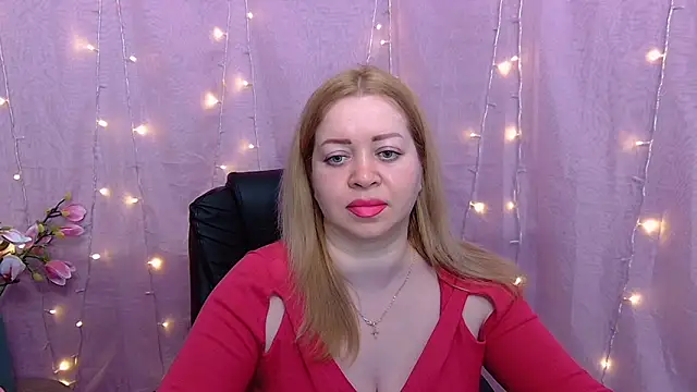 Snapshot of OliviaVerr chatting on 24, 2, 2026 OliviaVerr online show from 24, 2, 2026