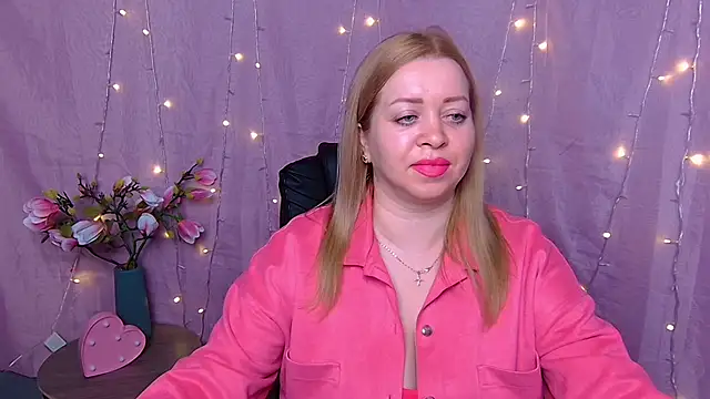 Snapshot of OliviaVerr chatting on 26, 2, 2026 OliviaVerr online show from 26, 2, 2026