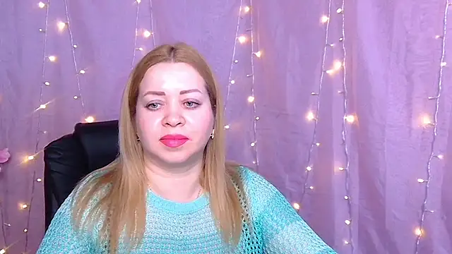 Snapshot of OliviaVerr chatting on 12, 3, 2026 OliviaVerr online show from 12, 3, 2026