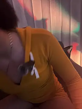  Queen love2 online show from 14, 3, 2026