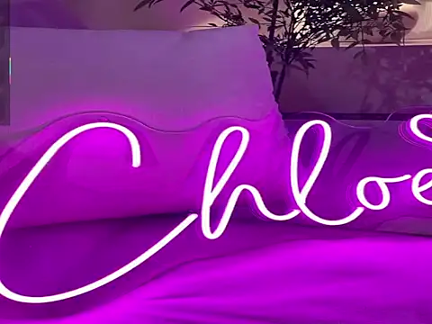 Chloe bigcock online show from 13, 1, 2026