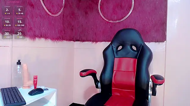 Isabella Kirk online show from 4, 2, 2026