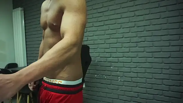 muscledesire online show from 2, 2, 2026