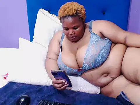 AfricanChubbyCurvey online show from 13, 1, 2026