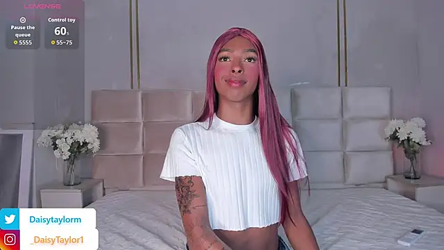 DaisyTaylor   online show from 5, 2, 2026