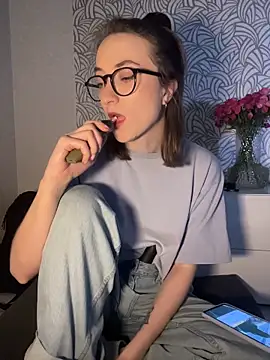 Persephone Kore online show from 6, 2, 2026