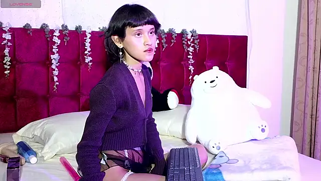 Veronica Lamberth online show from 15, 3, 2026