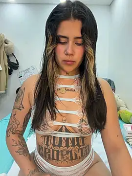 NatQueen online show from 4, 2, 2026