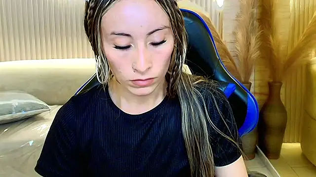 katalina r  online show from 8, 2, 2026