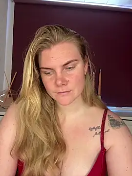 Snapshot of SexyBlondJoanna chatting on 8, 2, 2026 SexyBlondJoanna online show from 8, 2, 2026